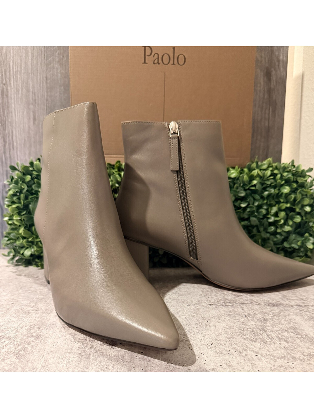 Linea Paolo Wynda-L Stone Leather Pointed Toe Block Heel Boots Size 11M